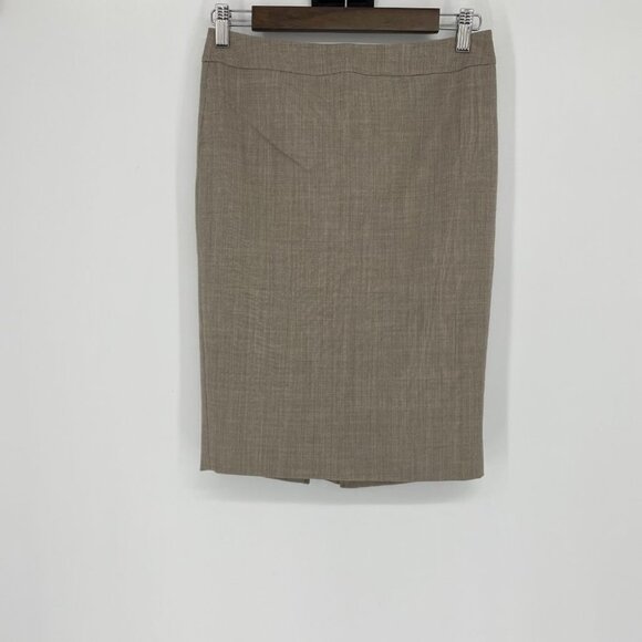 Le  Chateau Size 2 taupe Pencil Skirt business - Picture 12 of 16